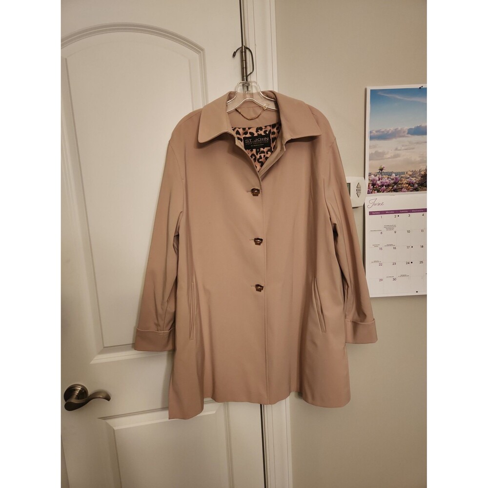 St. John Collection by Marie Gray Tan Trench Coat w/ Leopard-Print Lining Size M